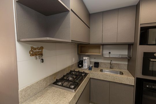 Cozinha de apartamento para alugar com 3 quartos, 142m² em Santo Antônio, Belo Horizonte