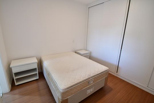Quarto Suíte de apartamento à venda com 1 quarto, 90m² em Cambuí, Campinas