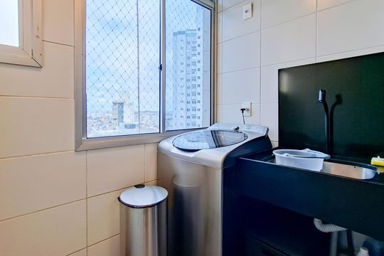 Apartamento à venda com 3 quartos, 166m² em Buritis, Belo Horizonte