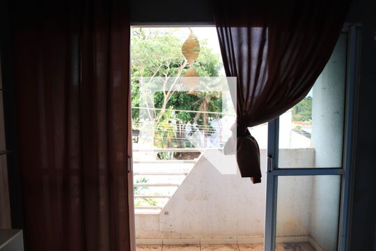 Sacada de apartamento para alugar com 2 quartos, 52m² em Chácara Bela Vista, Goiânia