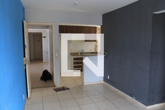 Sala de apartamento para alugar com 2 quartos, 52m² em Chácara Bela Vista, Goiânia