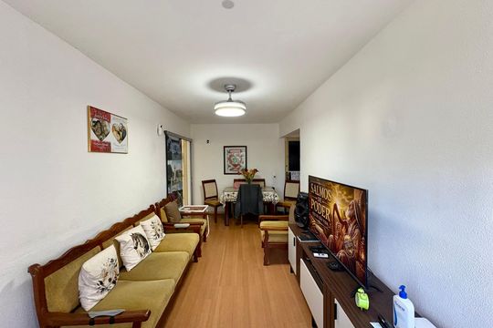 Sala de apartamento à venda com 2 quartos, 60m² em Jacarepaguá, Rio de Janeiro