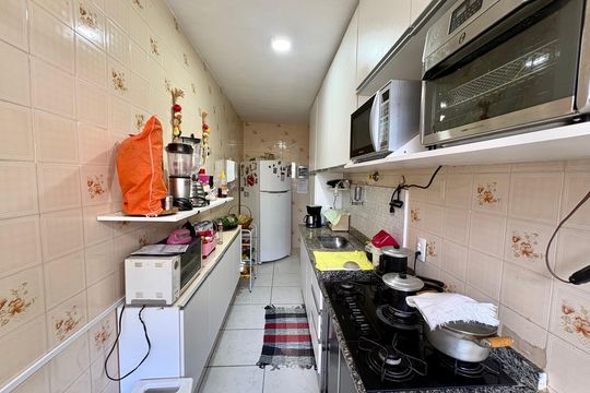 Cozinha de apartamento à venda com 2 quartos, 60m² em Jacarepaguá, Rio de Janeiro