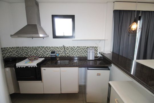 Cozinha de apartamento para alugar com 1 quarto, 56m² em Jardim São Dimas, São José dos Campos