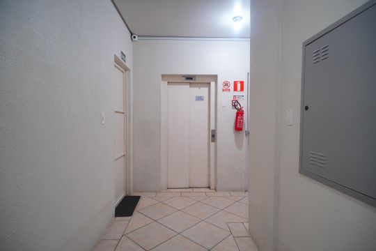 entrada de apartamento à venda com 2 quartos, 87m² em Vila Nova, Novo Hamburgo