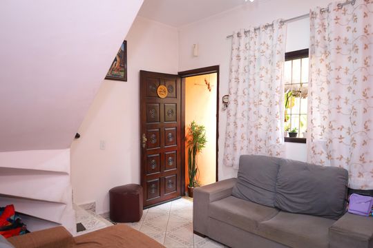 Sala de casa de condomínio à venda com 2 quartos, 116m² em Guaianases, São Paulo