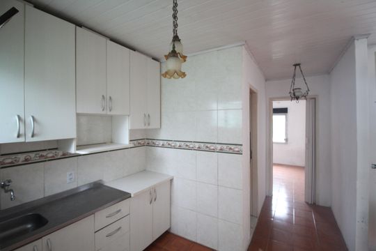 Cozinha de apartamento para alugar com 2 quartos, 67m² em Jardim Dona Leopoldina, Porto Alegre