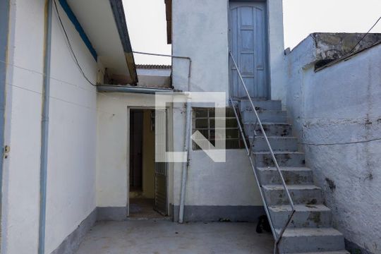 Casa para alugar com 1 quarto, 247m² em Vila Osasco, Osasco