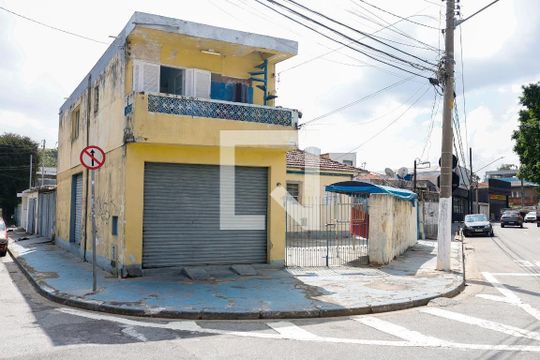 Casa para alugar com 1 quarto, 247m² em Vila Osasco, Osasco