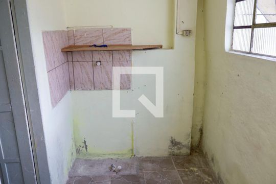 Casa para alugar com 1 quarto, 247m² em Vila Osasco, Osasco