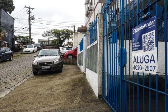 Fachada de apartamento para alugar com 2 quartos, 80m² em Taquara, Rio de Janeiro