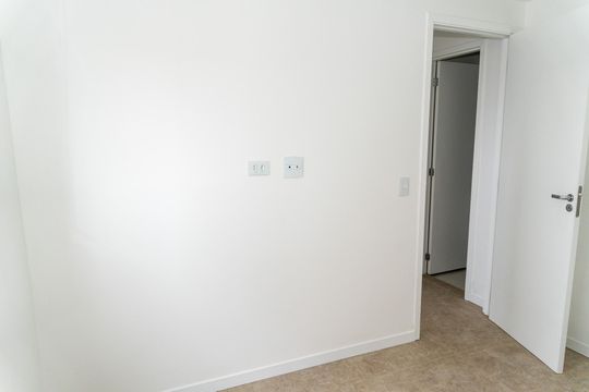Quarto 2 de apartamento para alugar com 2 quartos, 42m² em Portal do Morumbi, São Paulo