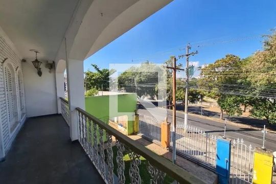 Casa para alugar com 5 quartos, 371m² em Jardim Chapadão, Campinas