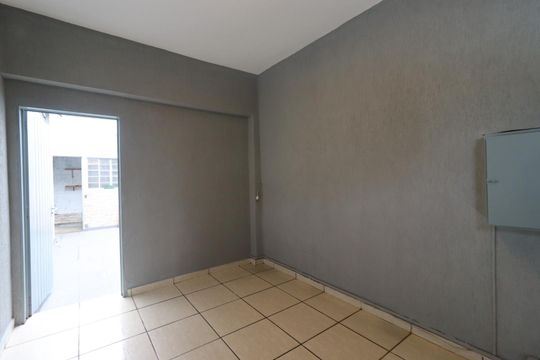 Garagem de casa para alugar com 3 quartos, 110m² em Campos Elísios, Ribeirão Preto