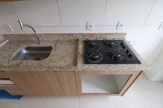 Cozinha  de apartamento para alugar com 2 quartos, 42m² em Valentina Figueiredo, Ribeirão Preto