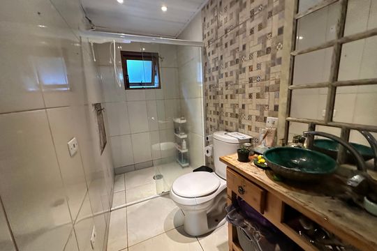 Banheiro de casa de condomínio para alugar com 3 quartos, 225m² em Nova Higienópolis, Barueri