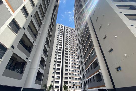 Fachada do bloco de apartamento para alugar com 2 quartos, 40m² em Jaguaribe, Osasco