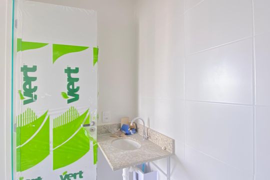Banheiro de apartamento para alugar com 2 quartos, 40m² em Jaguaribe, Osasco