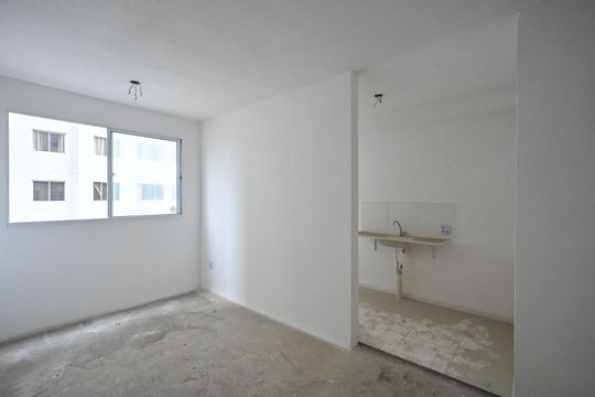 Sala de apartamento para alugar com 2 quartos, 45m² em Jardim Paris, São Paulo
