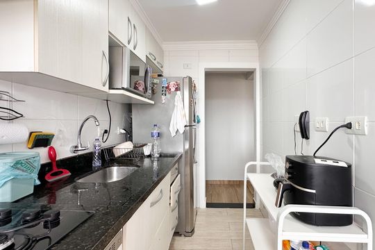 Cozinha de apartamento à venda com 2 quartos, 49m² em Vila Jordanopolis, São Bernardo do Campo