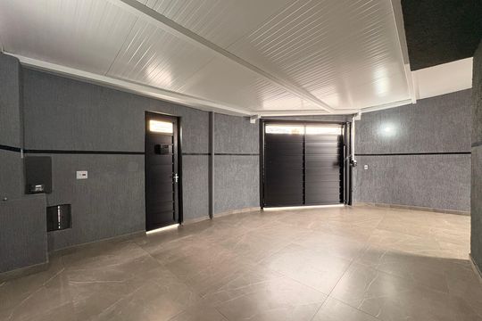 Garagem de casa à venda com 3 quartos, 159m² em Vila Homero Thon, Santo André