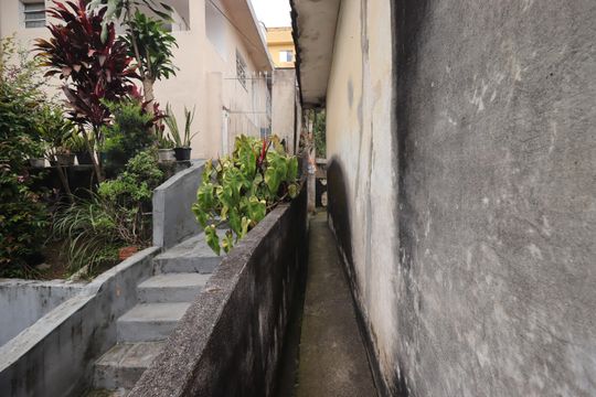 Corredor externo de casa à venda com 1 quarto, 236m² em Parque das Nações, Santo André