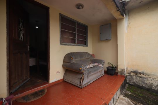 Varanda de casa à venda com 1 quarto, 236m² em Parque das Nações, Santo André