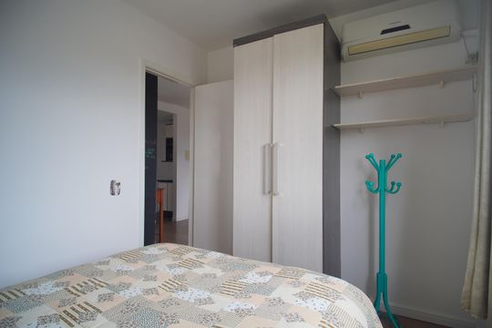 Quarto 1 de apartamento para alugar com 2 quartos, 42m² em Santos Dumont, São Leopoldo