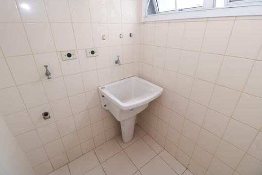 Área de Serviço de apartamento para alugar com 2 quartos, 49m² em Vila Príncipe de Gales, Santo André