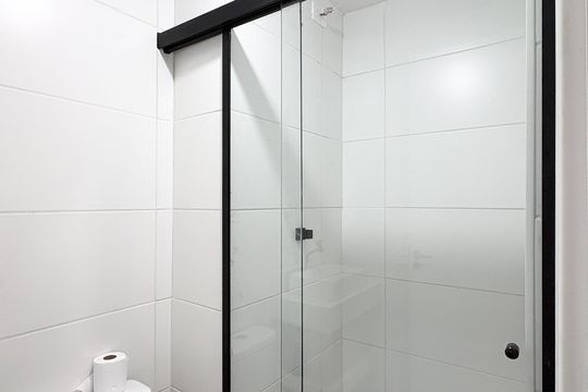 Banheiro de apartamento para alugar com 2 quartos, 42m² em Freguesia do Ó, São Paulo