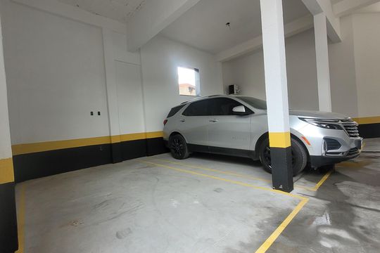 Estacionamento de apartamento para alugar com 1 quarto, 60m² em Santa Ines, Belo Horizonte