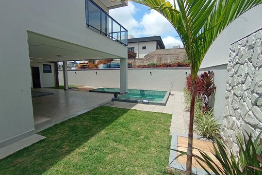 Área externa de casa de condomínio à venda com 3 quartos, 385m² em Santo Antônio, Vespasiano