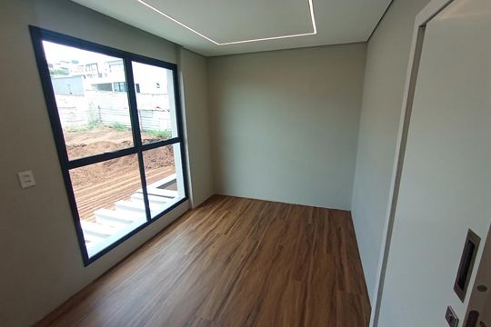 Quarto 2 de casa de condomínio à venda com 3 quartos, 385m² em Santo Antônio, Vespasiano