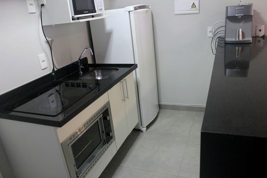 Cozinha de apartamento para alugar com 1 quarto, 38m² em Jardim Flor da Montanha, Guarulhos