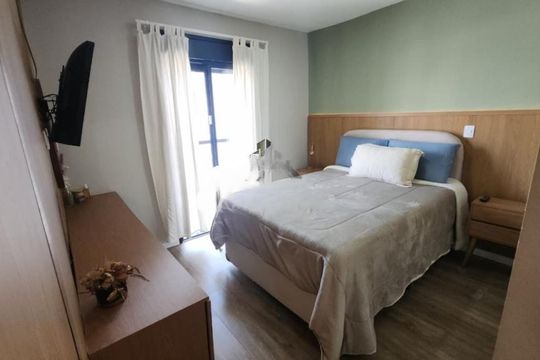 Casa à venda com 3 quartos, 100m² em Jardim Aeroporto, São Paulo