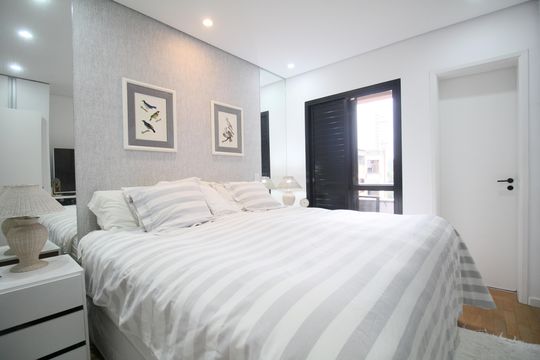 Suíte  de apartamento à venda com 2 quartos, 87m² em Real Parque, São Paulo