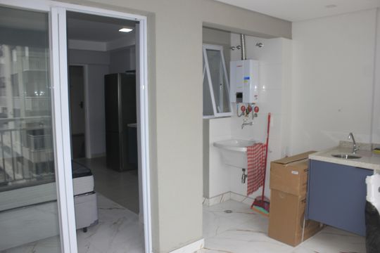 Varanda gourmet com área de serviço de kitnet/studio para alugar com 1 quarto, 37m² em Picanço, Guarulhos