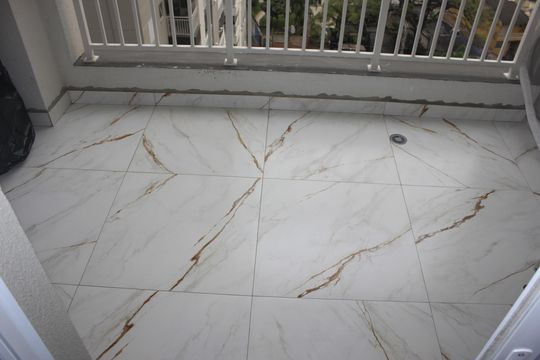 Varanda gourmet com área de serviço de kitnet/studio para alugar com 1 quarto, 37m² em Picanço, Guarulhos