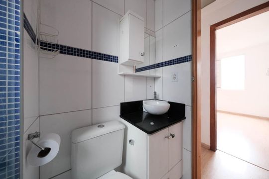 Banheiro de apartamento para alugar com 2 quartos, 52m² em Vila Silvia, São Paulo
