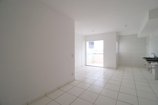Apartamento para alugar com 2 quartos, 56m² em Residencial Lago Azul, Uberlândia