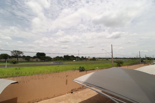 Vista de apartamento para alugar com 2 quartos, 56m² em Residencial Lago Azul, Uberlândia