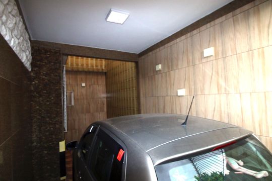 Garagem de casa à venda com 7 quartos, 457m² em Vila da Penha, Rio de Janeiro