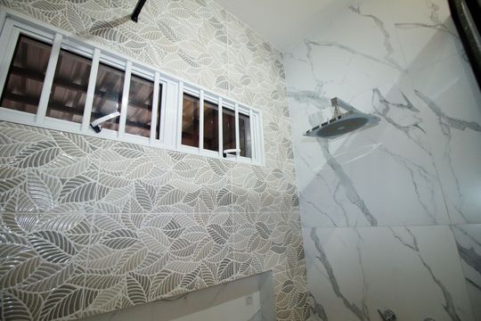 Banheiro da Suíte 1 de casa à venda com 7 quartos, 457m² em Vila da Penha, Rio de Janeiro
