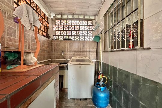 Área de Serviço de casa para alugar com 2 quartos, 280m² em Vila do Encontro, São Paulo