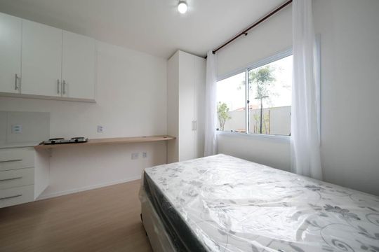 Studio de kitnet/studio para alugar com 1 quarto, 17m² em Vila Granada, São Paulo