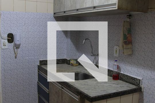Cozinha e Área de Serviço de apartamento à venda com 2 quartos, 75m² em Setor Negrão de Lima, Goiânia