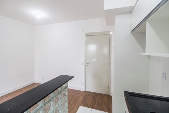 Cozinha de apartamento para alugar com 2 quartos, 51m² em Centro, Barueri