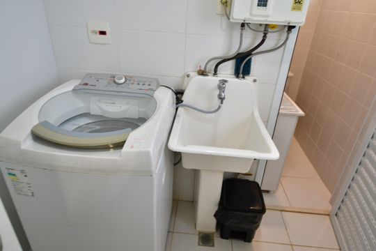 Área de Serviço de apartamento para alugar com 3 quartos, 92m² em Vila Brandina, Campinas
