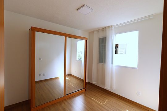 Quarto 2 de apartamento para alugar com 2 quartos, 50m² em Cecília, Viamão