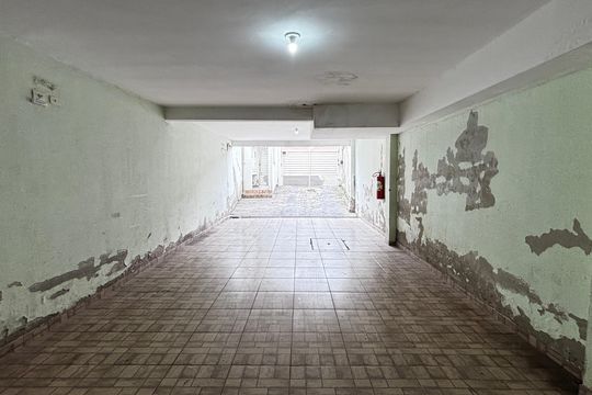 Garagem de apartamento para alugar com 2 quartos, 54m² em Parque Oratório, Santo André